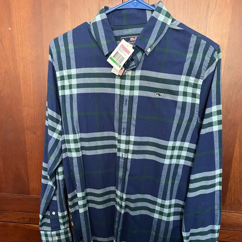 Vineyard Vines new plaid button down “Whale Shirt” size 16